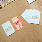 Prout, un jeu de carte de défausse, qui va remplacer le UNO ! Beaucoup d'humour, un jeu fun et rapide !