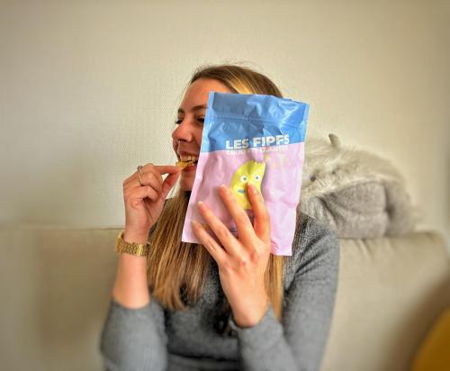 1. Les Fipfs & Cindy